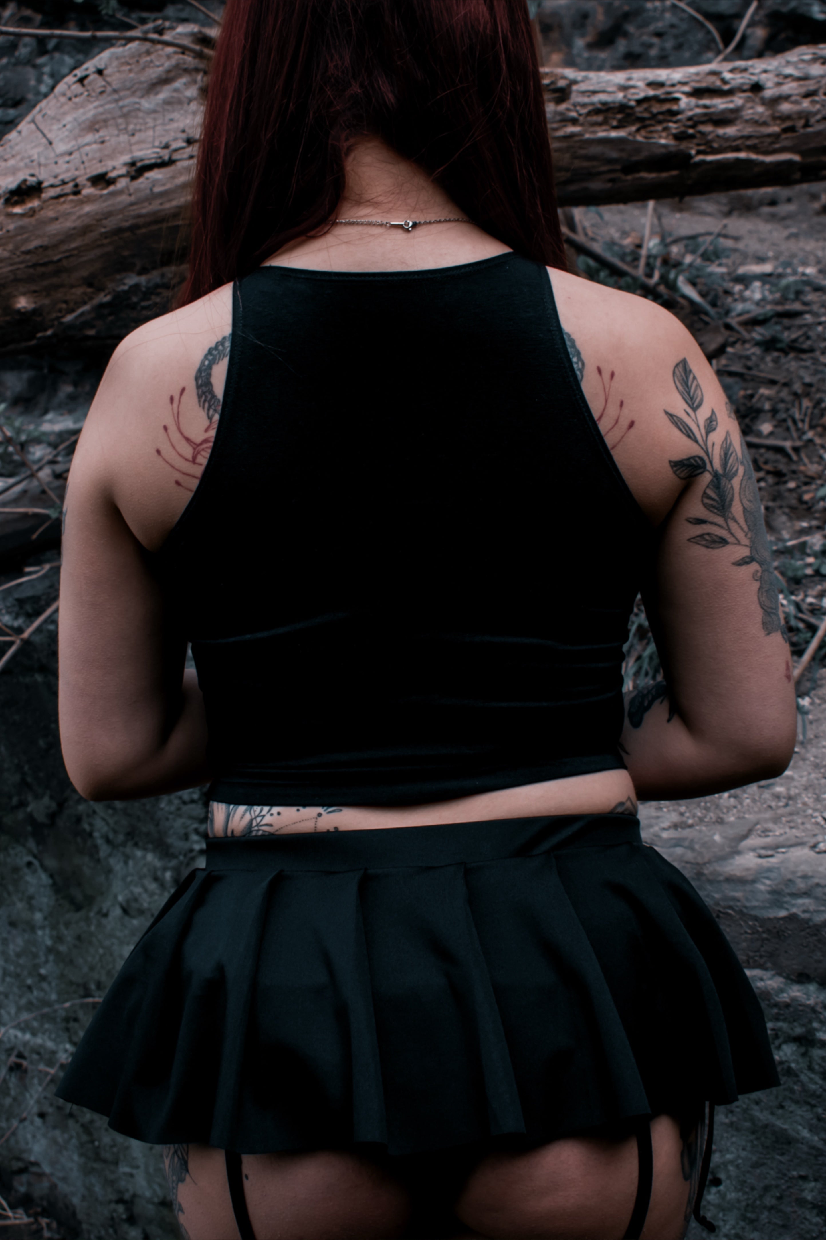 Black/Red Metal Crop Vest